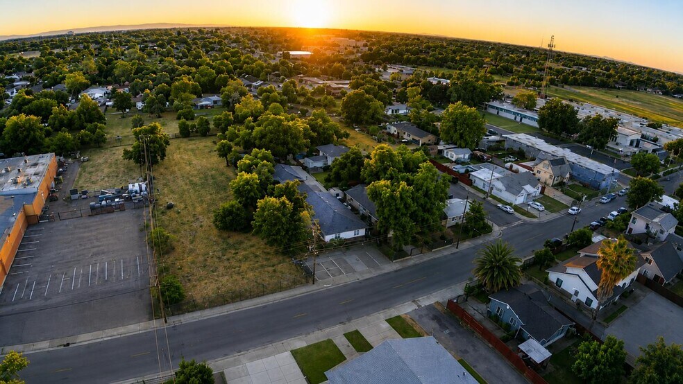 More Photos Of 2749 Fairfield St, Sacramento Apartments For Sale