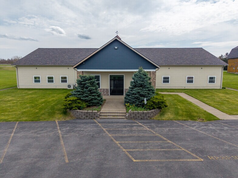 More Photos Of 4647 Reservoir Rd, Geneseo Flex For Sale