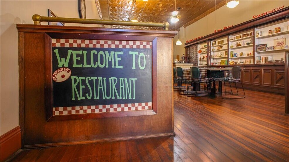 More Photos Of 206 N Main St, Plattsburg Restaurant For Sale