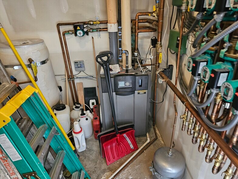 More Photos Of 58 N 1100 W, Payson Flex For Sale