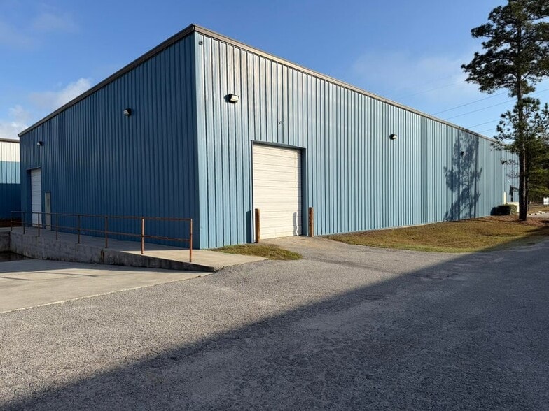 Primary Photo Of 7599 Sandlapper Pky, North Charleston Warehouse For Lease