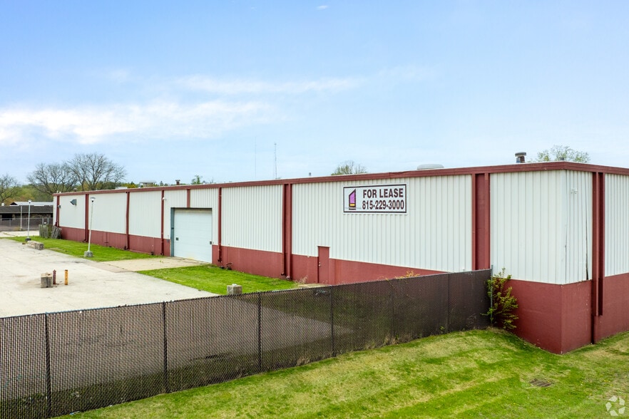 More Photos Of 4750 Hiawatha Dr, Rockford Manufacturing For Sale
