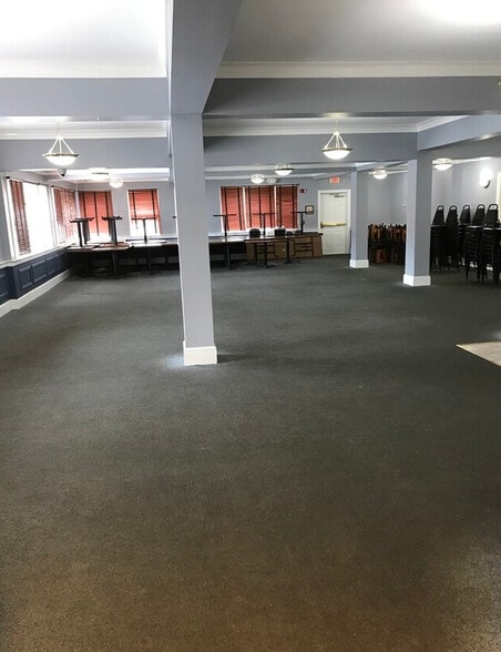 More Photos Of 2360 Pulaski Hwy, North East Restaurant For Sale