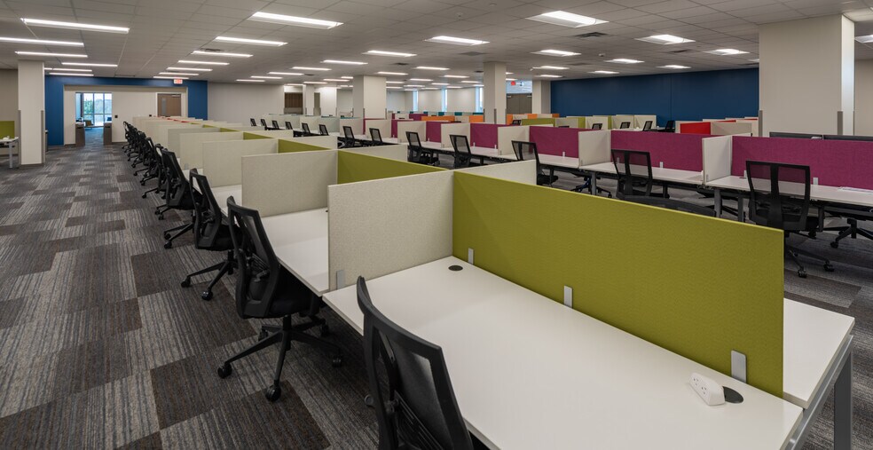 More Photos Of 7965 Kennedy Hl, San Antonio Office For Lease