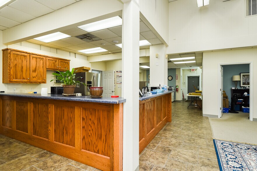 More Photos Of 128 W Harden St, Graham Freestanding For Sale