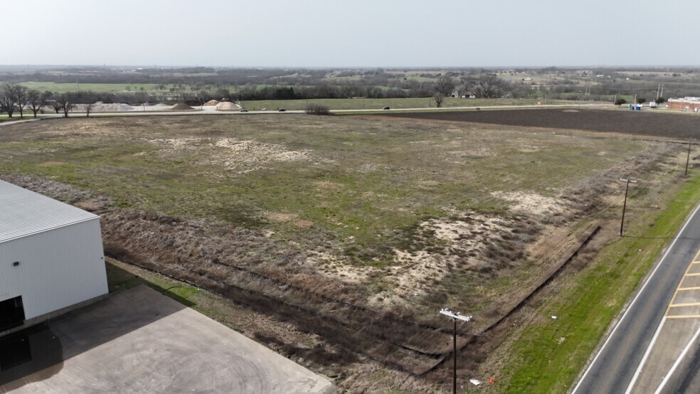 More Photos Of IH-45 Service Road, Palmer Land For Sale