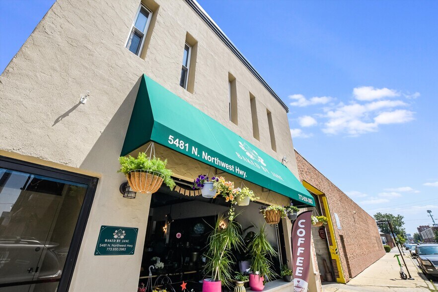 More Photos Of 5481 N Northwest Hwy, Chicago Storefront Retail Residential For Sale