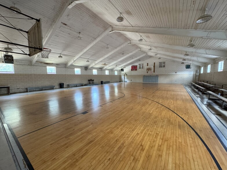 More Photos Of 1017 N Sanga Rd, Cordova Specialty For Sale