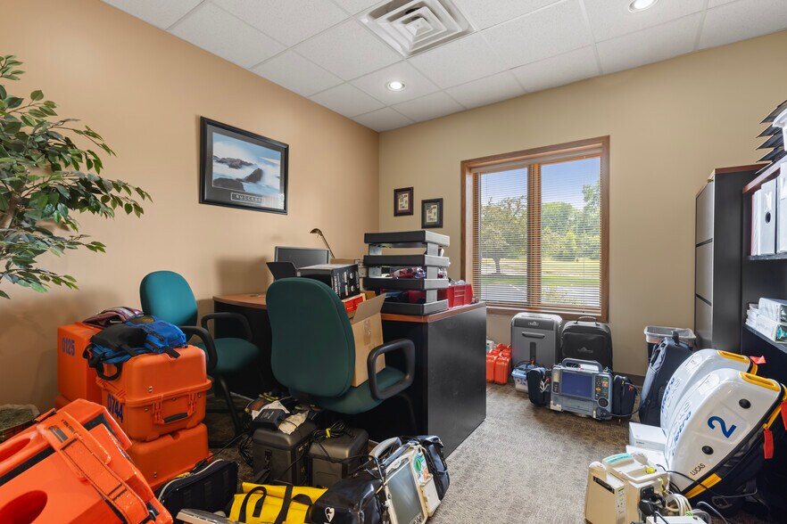More Photos Of 5112 Forest Hills Ct, Loves Park Industrial For Sale