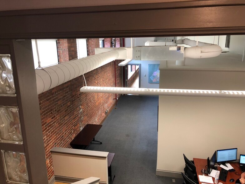 More Photos Of 814-818 Quarrier St, Charleston Office For Lease
