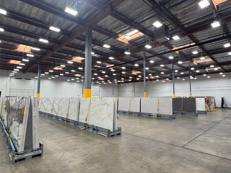 More Photos Of 1224-1226 Andover Park E, Tukwila Warehouse For Lease