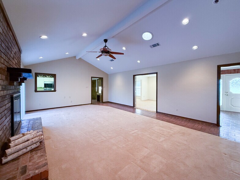 More Photos Of 13001 Stonebridge Rd, Argyle Land For Sale