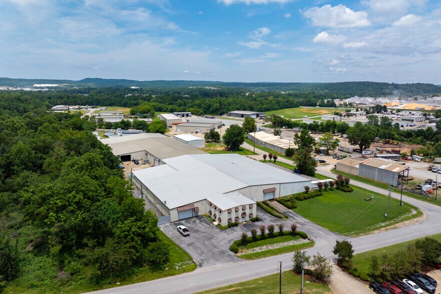 More Photos Of 100 Airpark Industrial Rd, Alabaster Warehouse For Sale