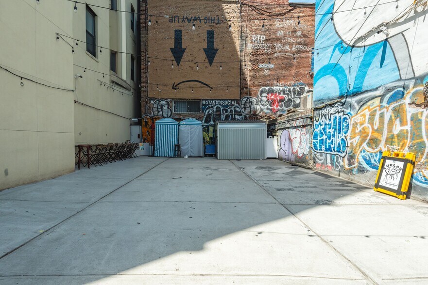 More Photos Of 159 Ludlow St, New York Land For Sale
