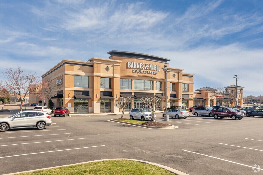 More Photos Of 11500-11900 W Broad St, Richmond Unknown For Lease