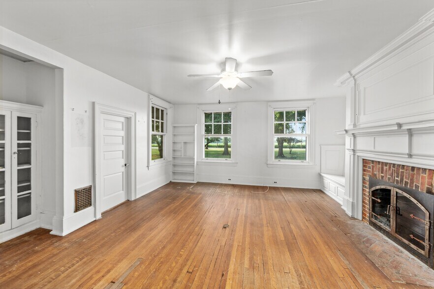 More Photos Of 27058 Mount Pleasant Rd, Columbus Winery Vineyard For Sale