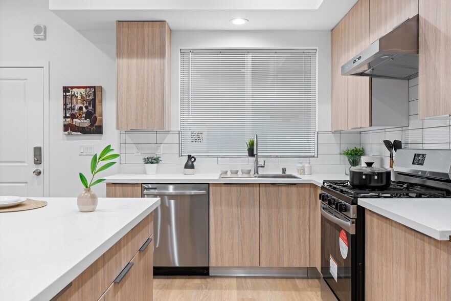 More Photos Of 13857 Leffingwell Rd, Whittier Apartments For Sale