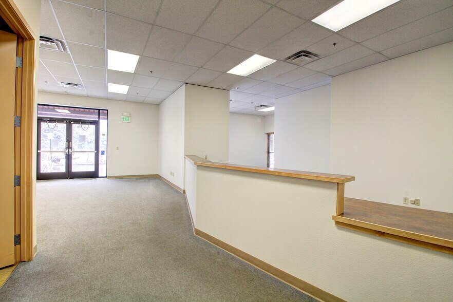 More Photos Of 290 Nickel St, Broomfield General Retail For Sale