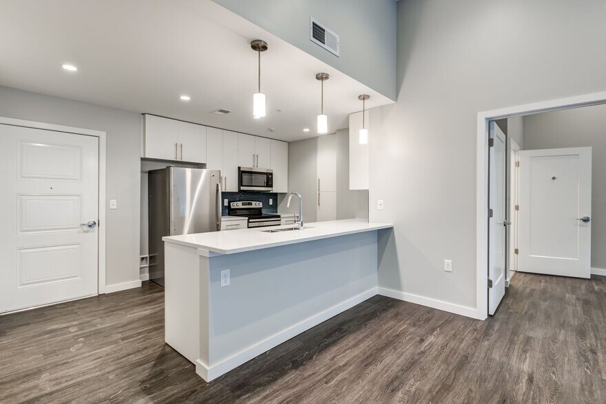 More Photos Of 490 Broadway St, Buffalo Apartments For Lease