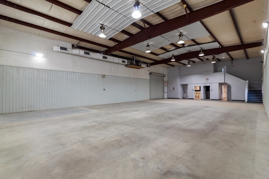 More Photos Of 4232 Boonville Rd, Bryan Industrial For Lease
