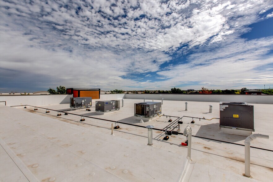 More Photos Of 9145 Commerce Center Cir, Highlands Ranch Office For Sale