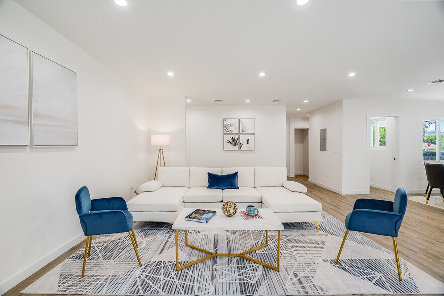 More Photos Of 7008 Encino Ave, Van Nuys Apartments For Sale