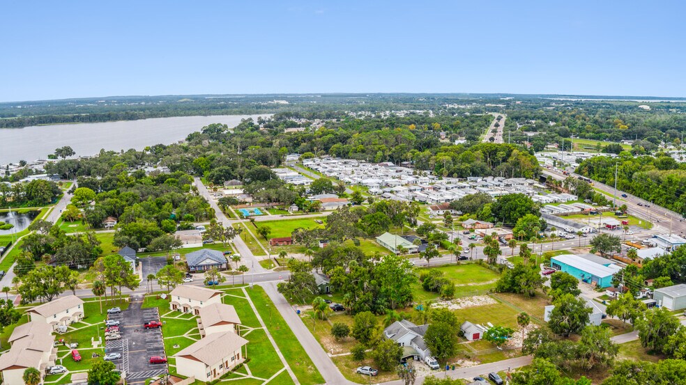 More Photos Of 819 Main St, Tavares Land For Sale