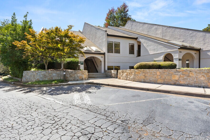 More Photos Of 1820 The Exchange SE, Atlanta Office For Sale