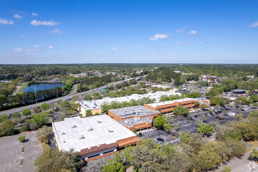 More Photos Of 6711 W Newberry Rd, Gainesville Department Store For Sale