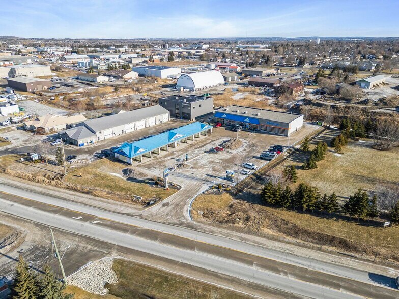 Primary Photo Of 670 Riddell Rd, Orangeville Freestanding For Sale