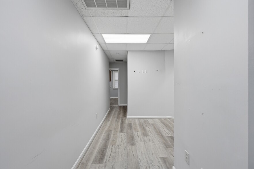 More Photos Of 2303 Pruden Blvd, Suffolk Healthcare For Sale
