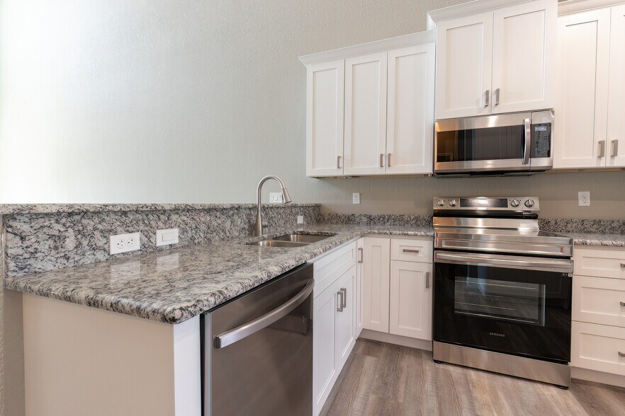 More Photos Of 1900 Oasis Blvd, Sebring Land For Sale