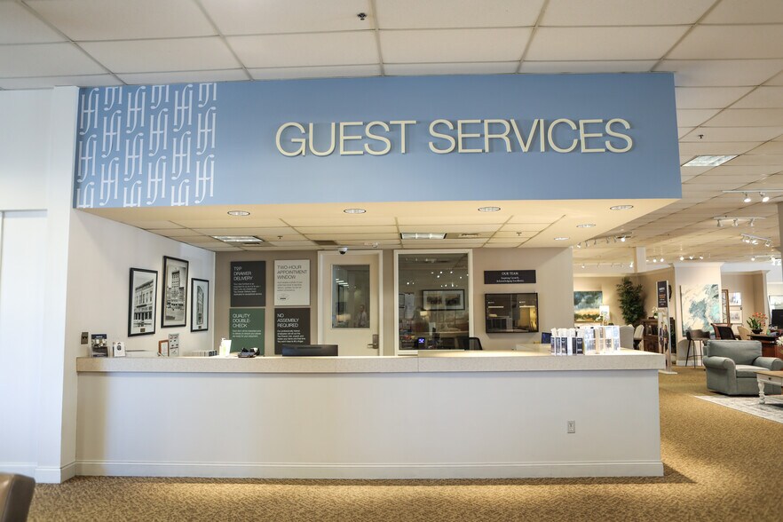 More Photos Of 2297 Main St East, Snellville Freestanding For Sale