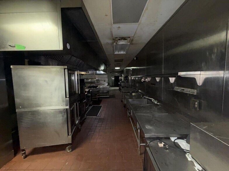 More Photos Of 224 Blanchard St, West Monroe Restaurant For Sale