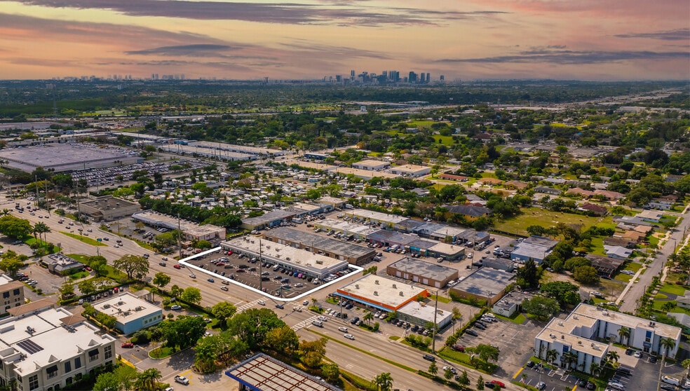 Primary Photo Of 2300-2350 W Oakland Park Blvd, Oakland Park Unknown For Lease