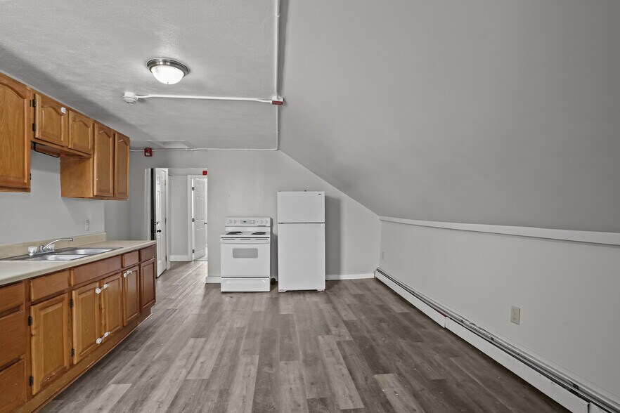 More Photos Of 226 S Main St, Woonsocket Apartments For Sale
