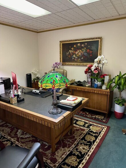 More Photos Of 420 S Dixie Hwy, Coral Gables Loft Creative Space For Sale