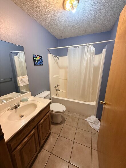 More Photos Of 425 Neches St, Jacksonville Office Residential For Sale