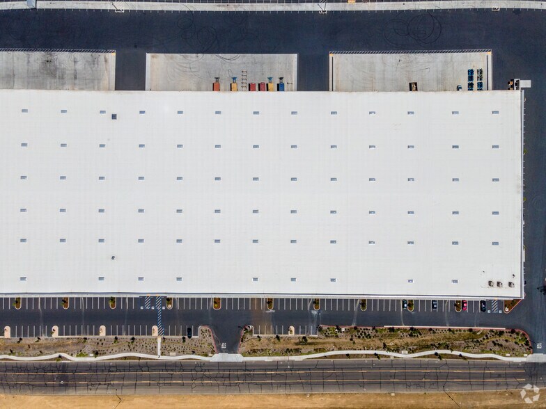 More Photos Of 891 Eubanks Dr, Vacaville Warehouse For Lease