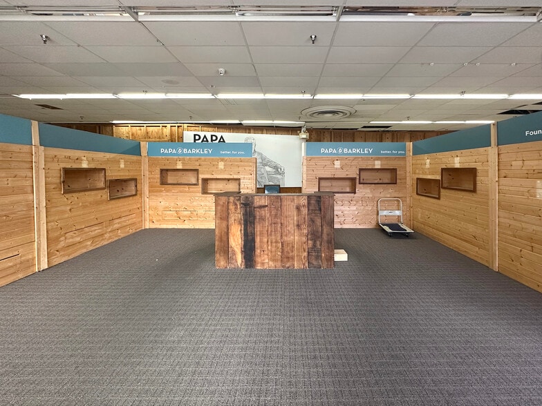 More Photos Of 4325 Broadway St, Eureka Freestanding For Sale