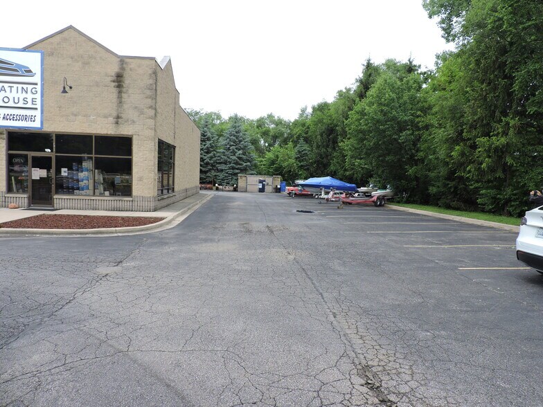 More Photos Of 1222 S Route 12, Fox Lake Garden Center For Lease