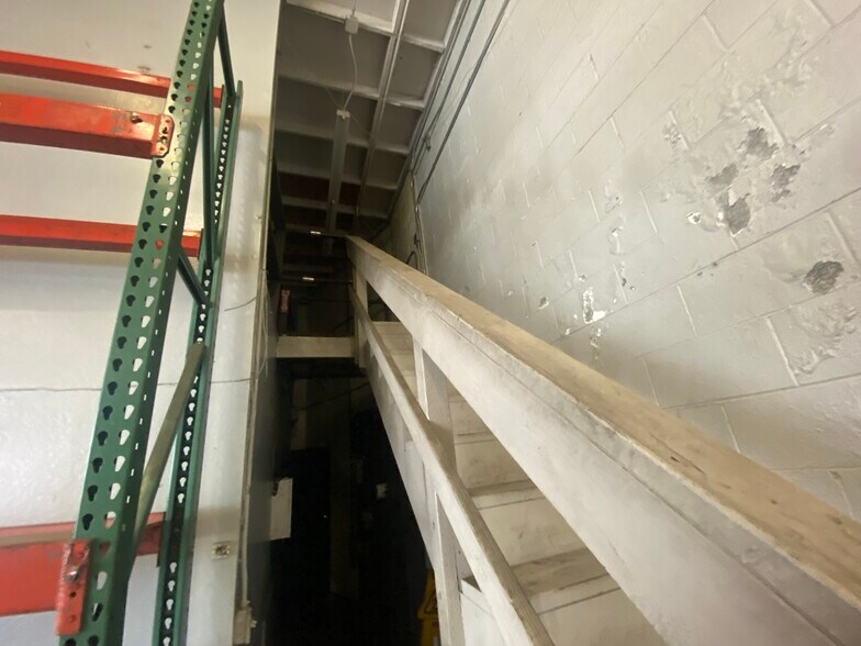 More Photos Of 2259 Sunrise Blvd, Rancho Cordova Auto Repair For Lease