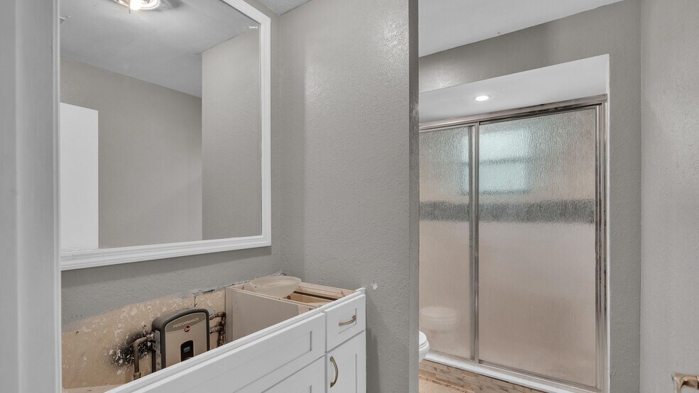 More Photos Of 4314 N Suncoast Blvd, Crystal River Office For Sale