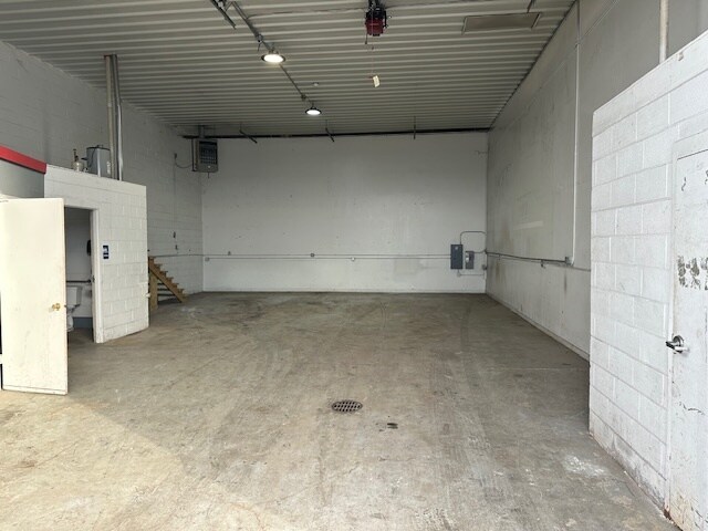 More Photos Of 14537 Edison Dr, New Lenox Warehouse For Lease