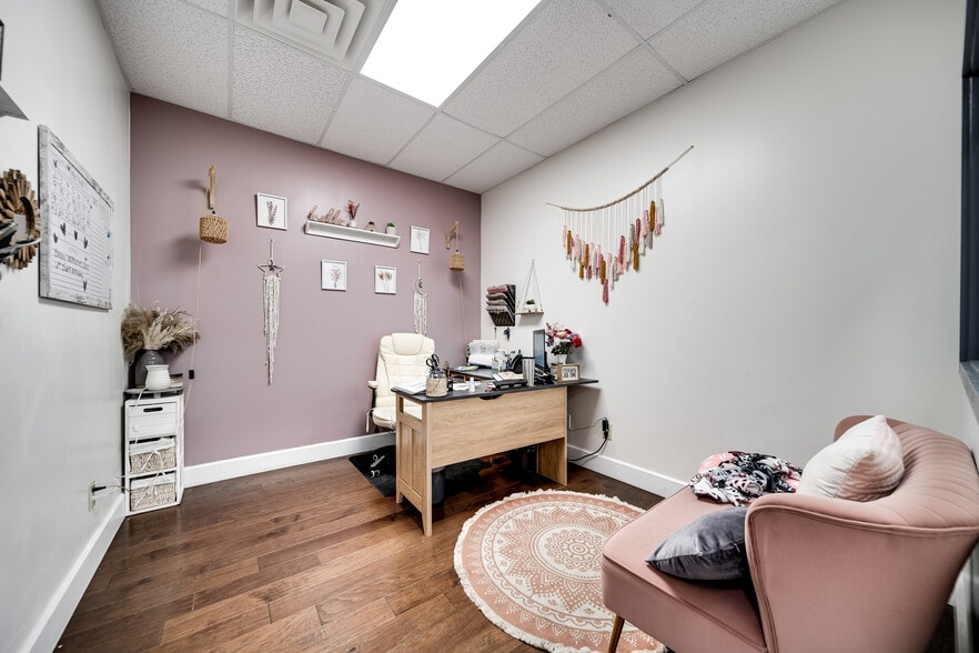 More Photos Of 2204 NW Broad St, Murfreesboro Freestanding For Sale