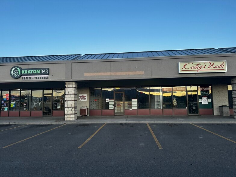 More Photos Of 569 32 Rd, Clifton Unknown For Lease