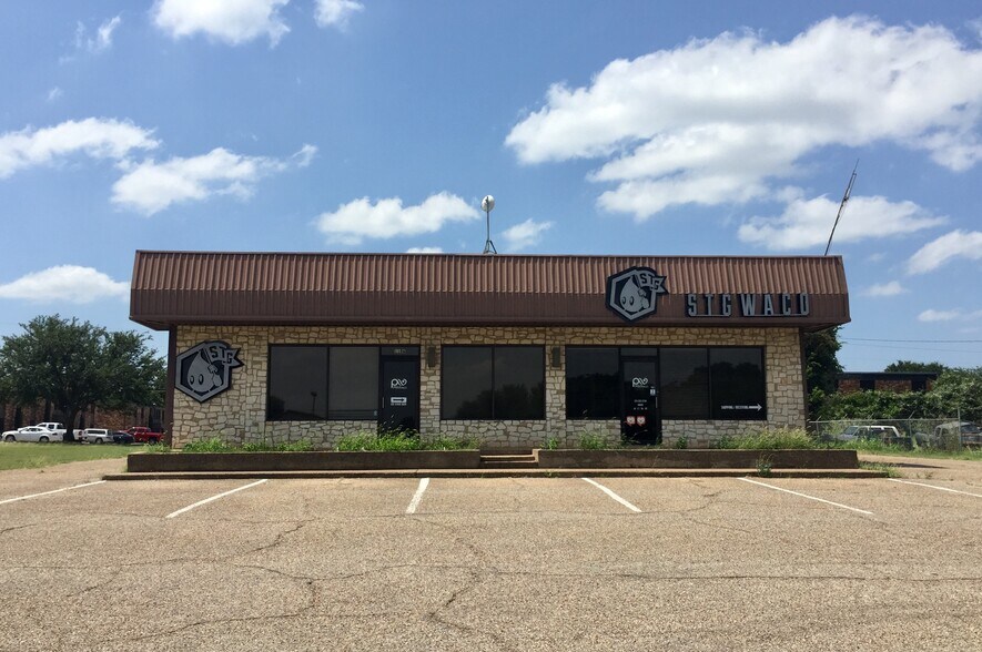 Primary Photo Of 110 Post Office Dr, Hewitt Warehouse For Lease