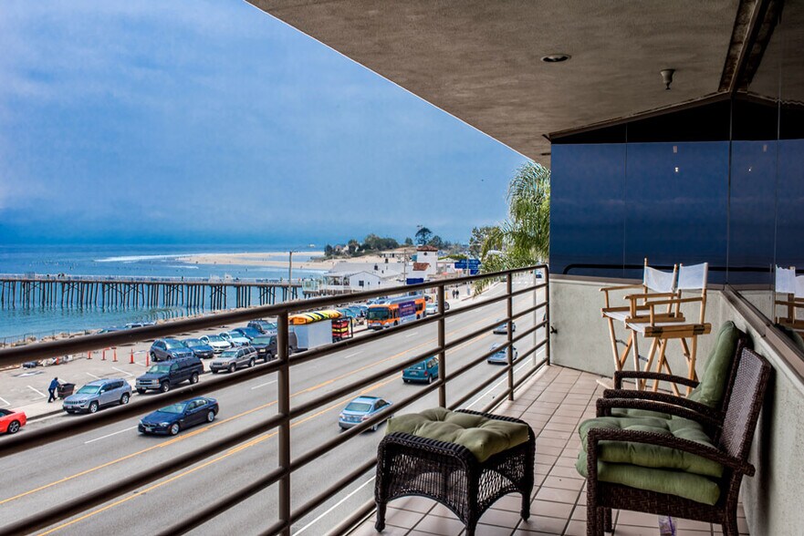 More Photos Of 22917 Pacific Coast Hwy, Malibu Office For Lease