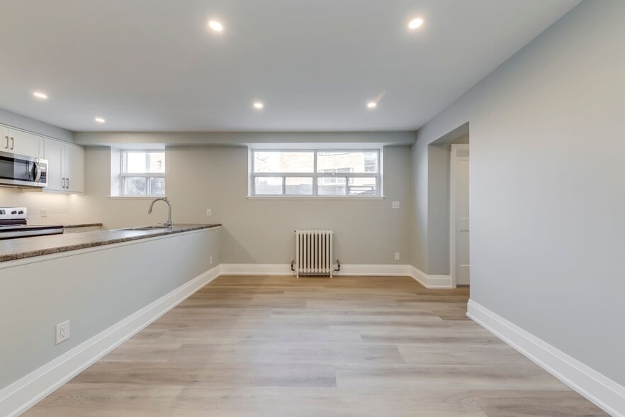 More Photos Of , Mississauga Multifamily For Sale