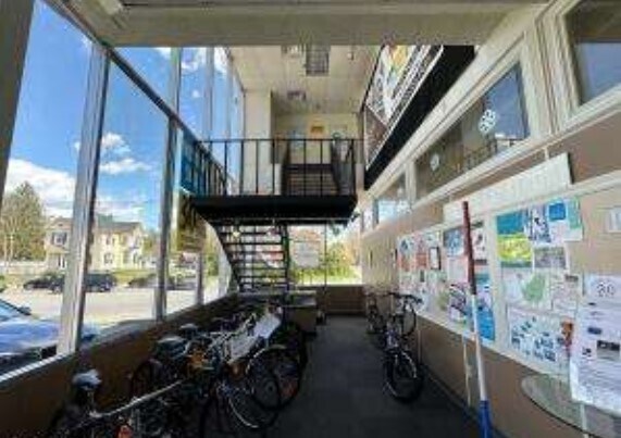 More Photos Of 643 Upper Glen St, Queensbury Freestanding For Sale